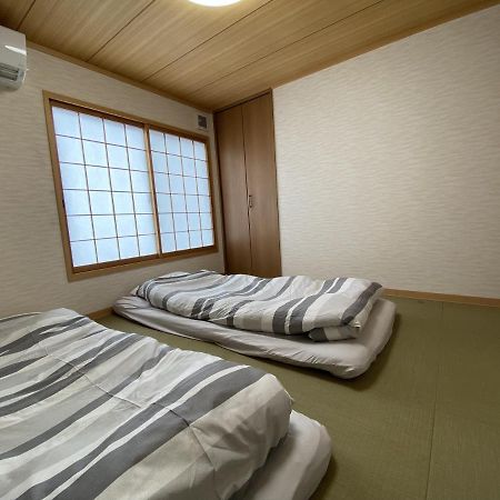 Wutong-40 Minutes Direct To Kansai Airport And 5 Minute Walk To Jr Or Subway Or Nankai Line And 1 Minute To Tsutenkaku The Landmark Of Osaka And Many Japanese Bistros Nearby Luaran gambar