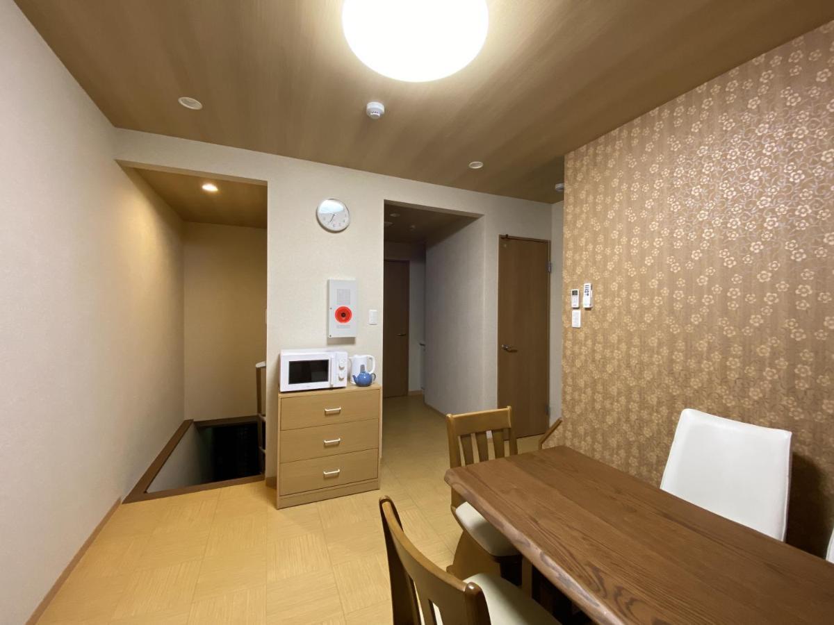 Wutong-40 Minutes Direct To Kansai Airport And 5 Minute Walk To Jr Or Subway Or Nankai Line And 1 Minute To Tsutenkaku The Landmark Of Osaka And Many Japanese Bistros Nearby Luaran gambar