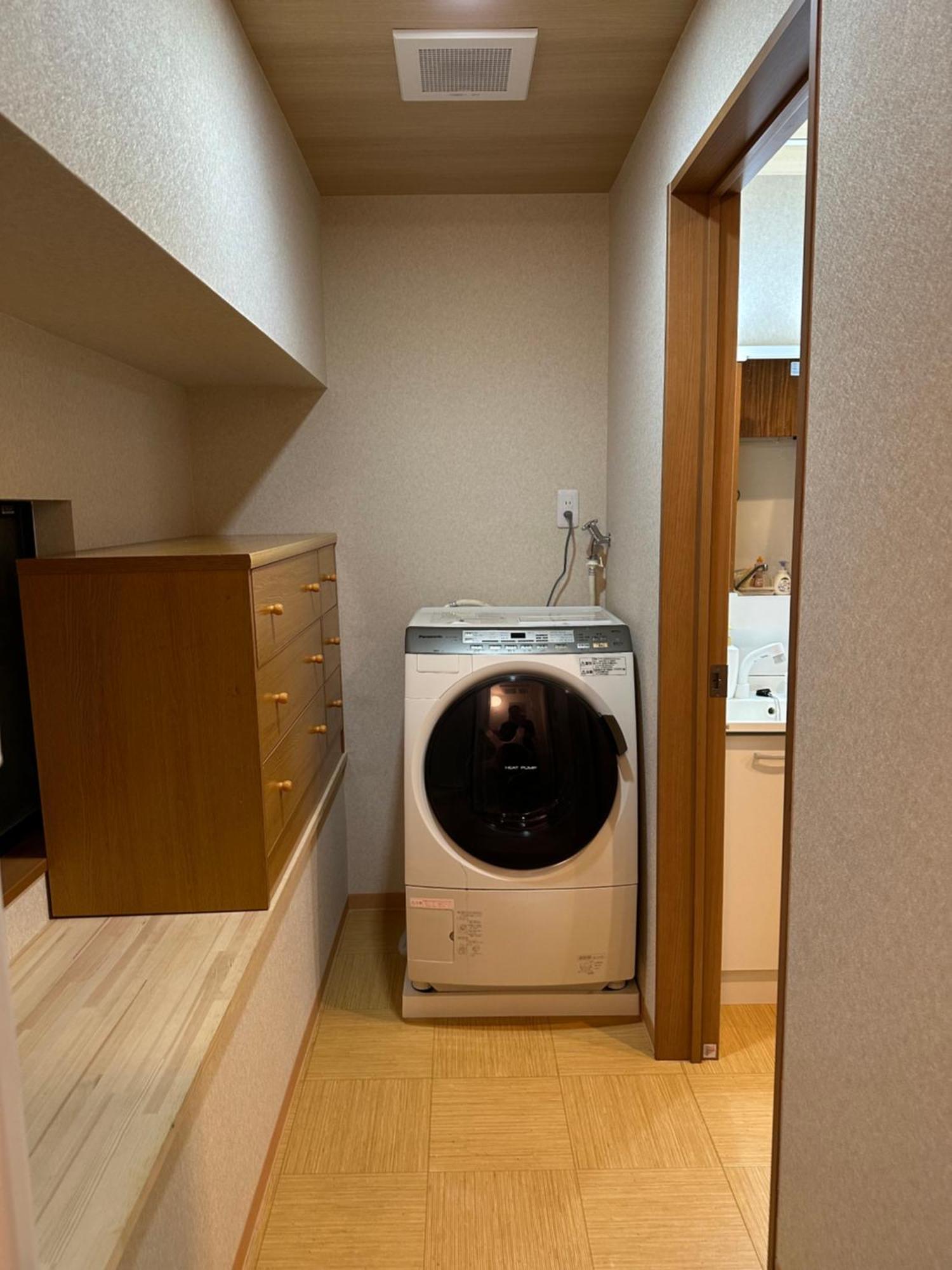 Wutong-40 Minutes Direct To Kansai Airport And 5 Minute Walk To Jr Or Subway Or Nankai Line And 1 Minute To Tsutenkaku The Landmark Of Osaka And Many Japanese Bistros Nearby Luaran gambar
